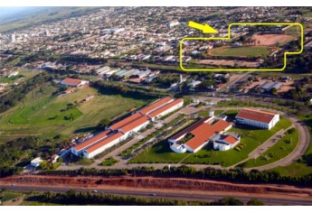 Clique para adicionar uma legendaPraça esportiva da ACREA fica próxima ao campus 2 e será transformada no campus 4 da FAI (Foto: Assessoria de Comunicação).