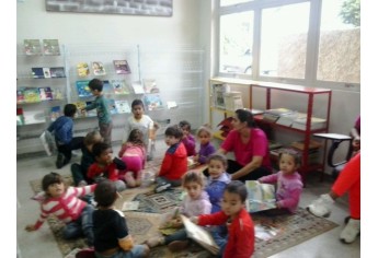 Ações de estímulo à leitura na Biblioteca Municipal (Foto: Cedida/Assessoria de Imprensa)