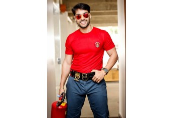 Bombeiro da Eliana (SBT) estará hoje na Semana da Moda, na ExpoVerde