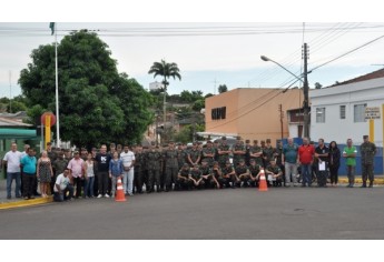 Campanha, que segue até 6 de junho, é desenvolvida pela Prefeitura, Tiro de Guerra e Sabesp (Foto: Assessoria de Imprensa da Prefeitura de Adamantina).