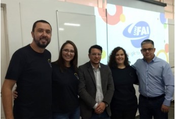 Professores da UniFAI passam por capacitação para uso da plataforma Google for Education; Ação faz parte de projeto-piloto que pretende implantar novas ferramentas tecnológicas como complemento das atividades pedagógicas de cursos presenciais de graduação (Da Assessoria).