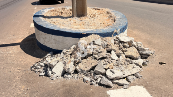 Põe e tira: Prefeitura remove concretagem de canteiros no centro de Adamantina