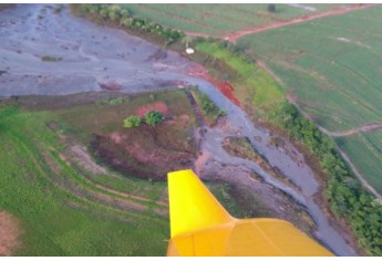 Chuvas de 200 mm causam graves danos na região do bairro Lagoa Seca (Foto: Cedida).