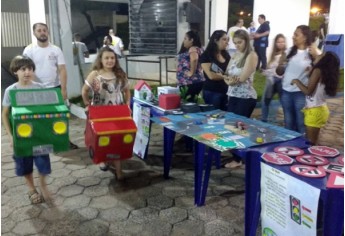 Estudantes do ensino fundamental apresentam maquetes no X Congresso de Iniciação Científica de níveis Fundamental, Médio e Técnico (X CIC Júnior). Fotos: UniFAI.