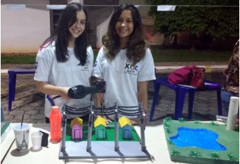Estudantes do ensino fundamental apresentam maquetes no X Congresso de Iniciação Científica de níveis Fundamental, Médio e Técnico (X CIC Júnior). Fotos: UniFAI.