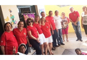 Companheiros e domadoras do Lions Clube de Adamantina participaram de mais esta importante ação social (Foto: Assessoria de Imprensa/Lions Clube).