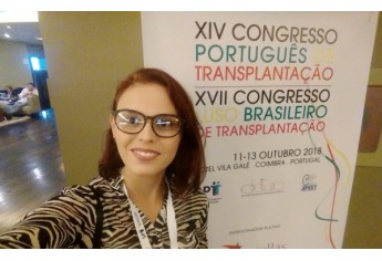 Nutricionista adamantinense Milena dos Santos Mantovani, no congresso em Coimbra/Portugal (Foto: Acervo Pessoal).