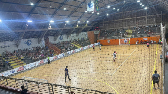 Com 70 gols já marcados, Copa FAI de Futsal tem rodadas nesta quarta (4) e sexta (6)
