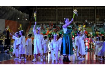 Musical A Magia do Natal (Foto: Siga Mais).