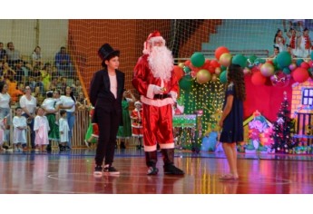 Musical A Magia do Natal (Foto: Siga Mais).