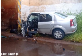 Acidente na manhã de hoje, no trevo de Tupã, matou o radialista Benito Abramo (Foto: Site Bastos Já).