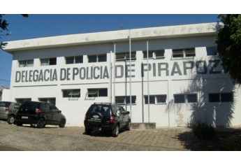 Delegacia de Polícia de Pirapozinho centraliza as investigações (Foto: Cedida/Polícia Civil).
