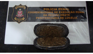Mulher de detento é flagrada com droga ao tentar entrar na Penitenciária de Lucélia
