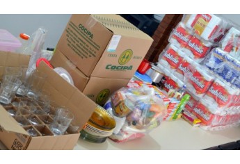 Doações feitas pela comunidade adamantinense auxiliaram atendimento aos moradores atingidos pelas chuvas desta semana (Foto: Siga Mais).