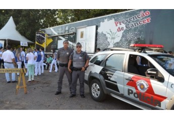 Carreta do Hospital de Câncer já atende em Adamantina e mobiliza parceiros locais (Foto: Acácio Rocha).