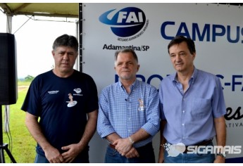 Solenidade com autoridades e torneio de futebol marcam lançamento do ProEduc e Campus 4 na praça esportiva da ACREA (Foto: Acácio Rocha).