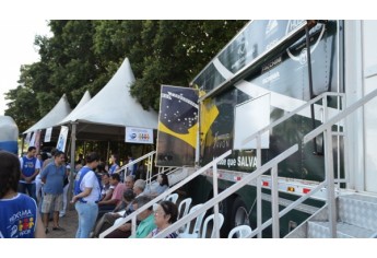 Carreta do Hospital de Câncer já atende em Adamantina e mobiliza parceiros locais (Foto: Acácio Rocha).