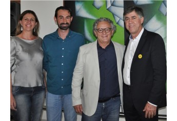 Adamantina recebe no Palácio dos Bandeirantes a certificação Programa Município Verde Azul (Foto: Da Assessoria).