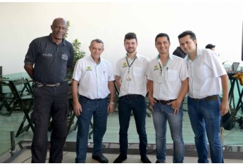 Inaugurado o Auto Posto Cocipa em Osvaldo Cruz (Foto: Acácio Rocha).