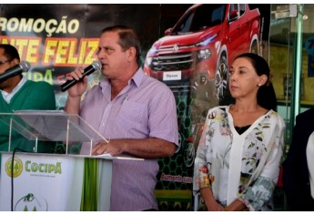 Inaugurado o Auto Posto Cocipa em Osvaldo Cruz (Foto: Acácio Rocha).