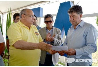 Procurador Estadual do GOSP, Walter de Oliveira Lima Teixeira , Grão-Mestre Estadual da Maçonaria, Benedito Marques Ballouk Filho, e o direto da FAI, Prof. Dr. Márcio Cardim (Foto: Acácio Rocha).