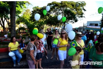 “Vem Pra Rua” leva pouco público à manifestação em Adamantina