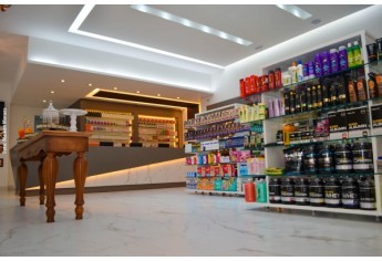 Pharmácia Chamomilla apresenta seu novo espaço, no mesmo endereço: Rua Deputado Salles Filho, 363, centro de Adamantina (Foto: Maikon Moraes).