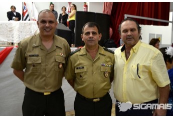 Câmara Municipal entrega título de Cidadão Adamantinense a Karimata