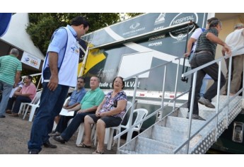 Carreta do Hospital de Câncer já atende em Adamantina e mobiliza parceiros locais (Foto: Acácio Rocha).