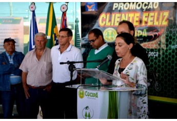 Inaugurado o Auto Posto Cocipa em Osvaldo Cruz (Foto: Acácio Rocha).
