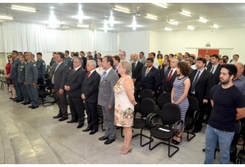 Solenidade do Poder Judiciário homenageia autoridades em Adamantina, na passagem do Dia do Patrono do Fórum local (Foto: Maikon Moraes/Siga Mais).