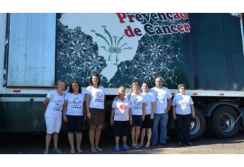 Carreta do Hospital de Câncer de Barretos já atende em Adamantina