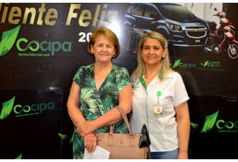 Entrega dos prêmios da Campanha Cliente Feliz, na Cocipa (Foto: Maikon Moraes).