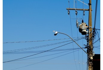 Projeto que reajuste a Contribuição da Iluminação Pública é aprovado na Câmara Municipal, junto com proposta que reajusta Planta Genérica de Valores, com consequente impacto no IPTU. Medidas valem para 1º de janeiro de 2016 (Foto: Acácio Rocha).