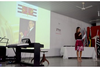 Solenidade do Poder Judiciário homenageia autoridades em Adamantina, na passagem do Dia do Patrono do Fórum local (Foto: Maikon Moraes/Siga Mais). Solenidade do Poder Judiciário homenageia autoridades em Adamantina, na passagem do Dia do Patrono do Fórum local (Foto: Maikon Moraes/Siga Mais).