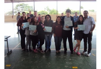 Etec Amim Jundi entrega de medalhas, menções honrosas e moção de aplausos a estudantes (Foto: Cedida).