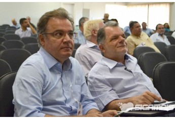 Com presença de metade dos prefeitos, AMNAP tem reunião “vazia” em Adamantina