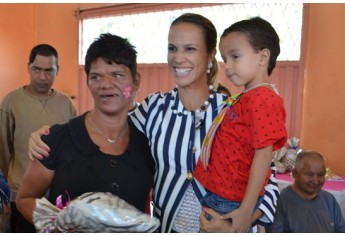 Pacientes aniversariantes do “Pai Nosso Lar” têm comemoração