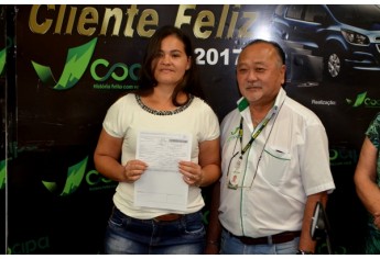 Entrega dos prêmios da Campanha Cliente Feliz, na Cocipa (Foto: Maikon Moraes).