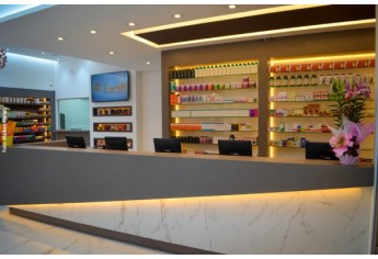 Pharmácia Chamomilla apresenta seu novo espaço, no mesmo endereço: Rua Deputado Salles Filho, 363, centro de Adamantina (Foto: Maikon Moraes).