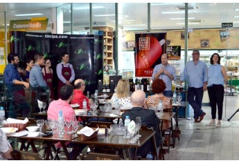 Cocipa  e Vinícola Pizzato promovem noite de degustação de vinhos na loja de conveniência do Auto Posto Cocipa em Adamantina (Fotos: Maikon Moraes/Siga Mais).