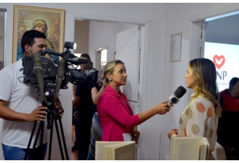 Bispo Eduardo Guilherme, que coordena o Universal nos Presídios, foi recebido no PAI Nosso Lar, em Adamantina (Foto: Siga Mais).