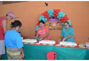 Pacientes aniversariantes do “Pai Nosso Lar” têm comemoração