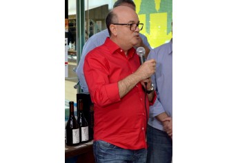 Cocipa  e Vinícola Pizzato promovem noite de degustação de vinhos na loja de conveniência do Auto Posto Cocipa em Adamantina (Fotos: Maikon Moraes/Siga Mais).