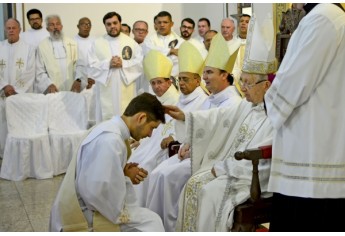 Missa celebra 80 anos do bispo emérito da Diocese de Marília, Dom Osvaldo Giuntini (Foto: Érica Montilha/Pascom Diocese).