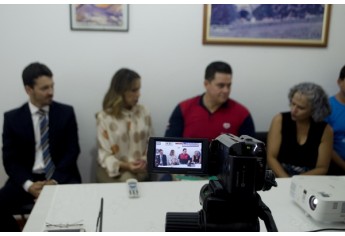 Bispo Eduardo Guilherme, que coordena o Universal nos Presídios, foi recebido no PAI Nosso Lar, em Adamantina (Foto: Siga Mais).