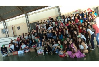 Estudantes da Etec Amim Jundi promovem Páscoa Solidária em Osvaldo Cruz (Foto: Cedida).