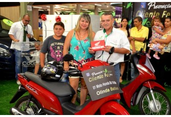 Entrega dos prêmios da Campanha Cliente Feliz, na Cocipa (Foto: Maikon Moraes).