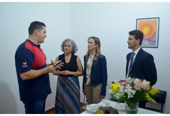 Bispo Eduardo Guilherme, que coordena o Universal nos Presídios, foi recebido no PAI Nosso Lar, em Adamantina (Foto: Siga Mais).