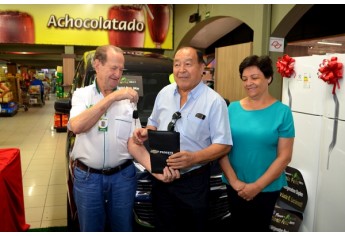 Entrega dos prêmios da Campanha Cliente Feliz, na Cocipa (Foto: Maikon Moraes).